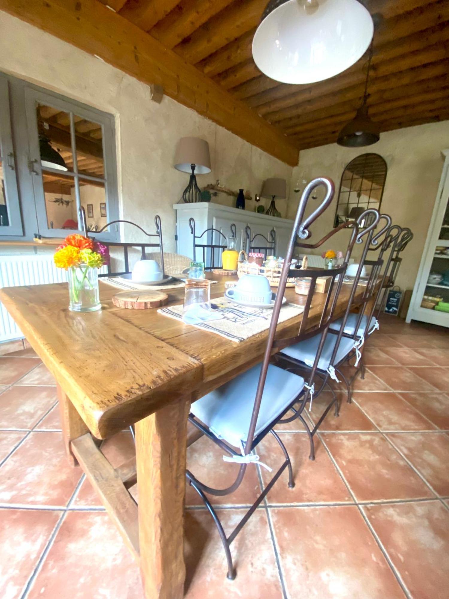 Une Ferme En Ville 布龙 外观 照片